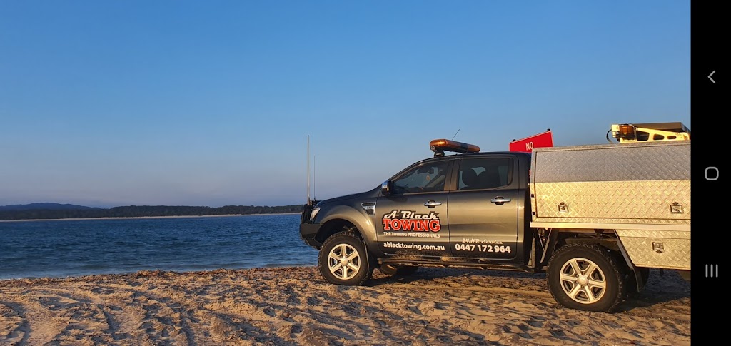 A BLACK TOWING | 9C/100 Rene St, Noosaville QLD 4566, Australia | Phone: 0447 172 964