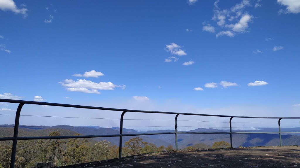 Raspberry Lookout | tourist attraction | Gwydir Hwy, Gibraltar Range NSW 2370, Australia | 0299956500 OR +61 2 9995 6500