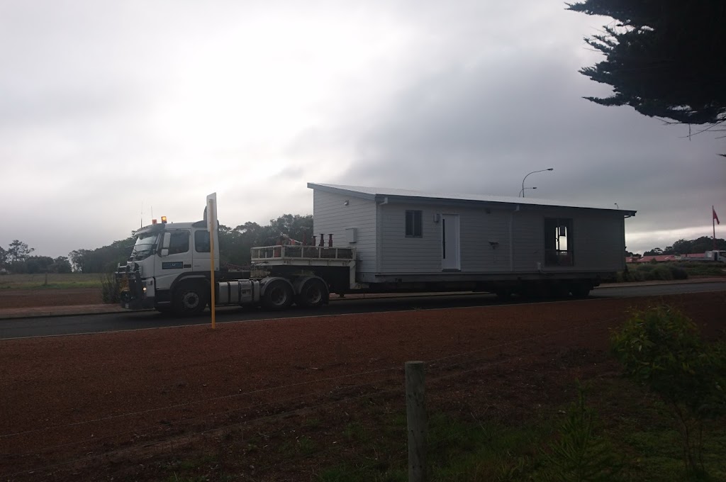 Nylund House Transporters | 67 Frederic St, Naval Base WA 6165, Australia | Phone: (08) 9410 2047