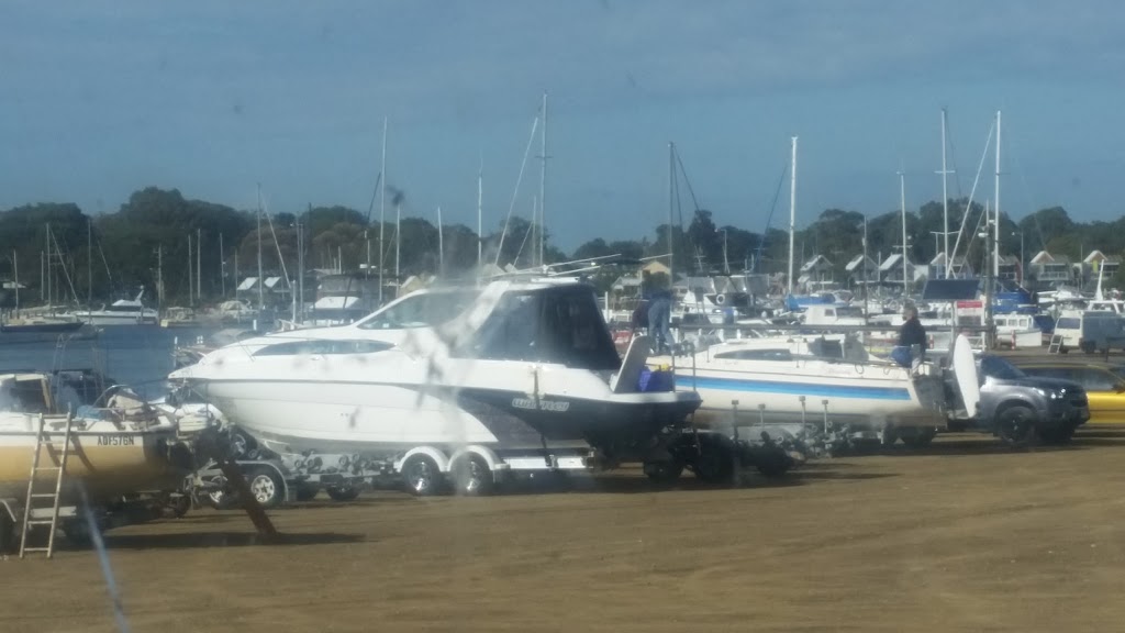 Bluewater Marine Centre | store | 35 Slip Rd, Paynesville VIC 3880, Australia | 0351566613 OR +61 3 5156 6613