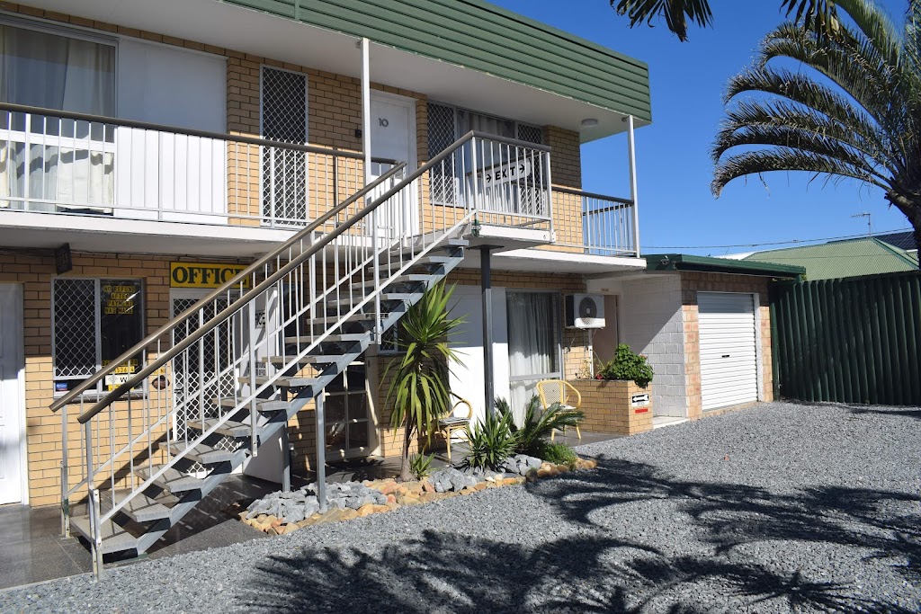 The Queenslander Motel | 1272 Gold Coast Hwy, Palm Beach QLD 4221, Australia | Phone: (07) 5535 3614