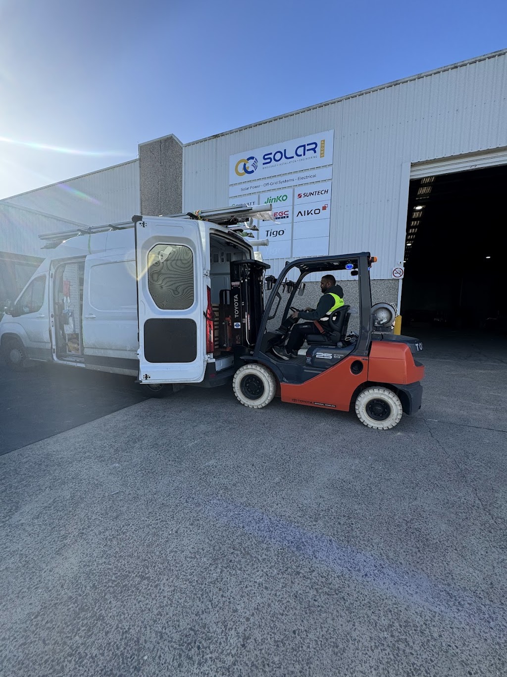 Go Solar NSW | unit 8 171/175 Newton Rd, Wetherill Park NSW 2164, Australia | Phone: 1800 958 338