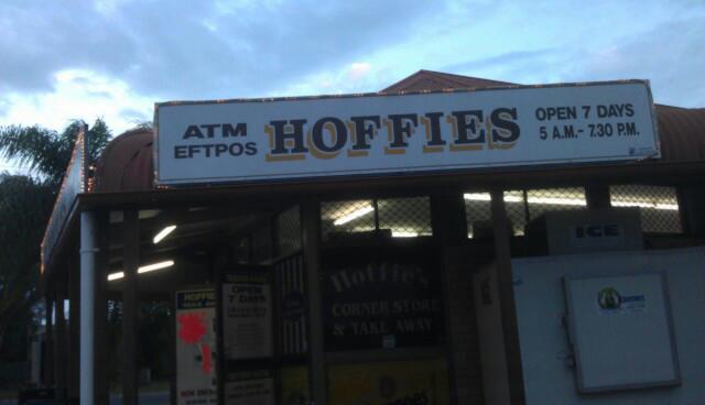 Hoffies Corner Store & Take Away | store | 127 Oleander Ave, Kawungan QLD 4655, Australia | 0741284940 OR +61 7 4128 4940