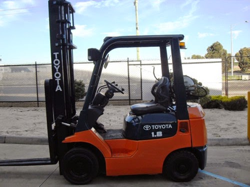 United Forklift and Access Solutions | store | 10 Daveyduke Dr, Wendouree VIC 3355, Australia | 0353309800 OR +61 3 5330 9800
