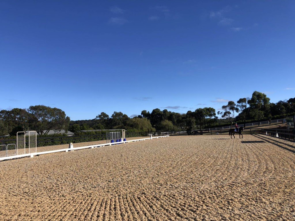 Red Hill Equestrian |  | 356 Shands Rd, Main Ridge VIC 3928, Australia | 0439688654 OR +61 439 688 654