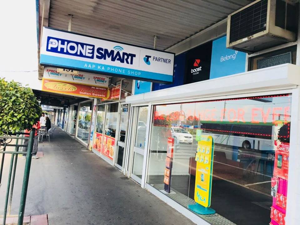 PHONESMART | store | 193 High St, Thomastown VIC 3074, Australia | 0399396014 OR +61 3 9939 6014