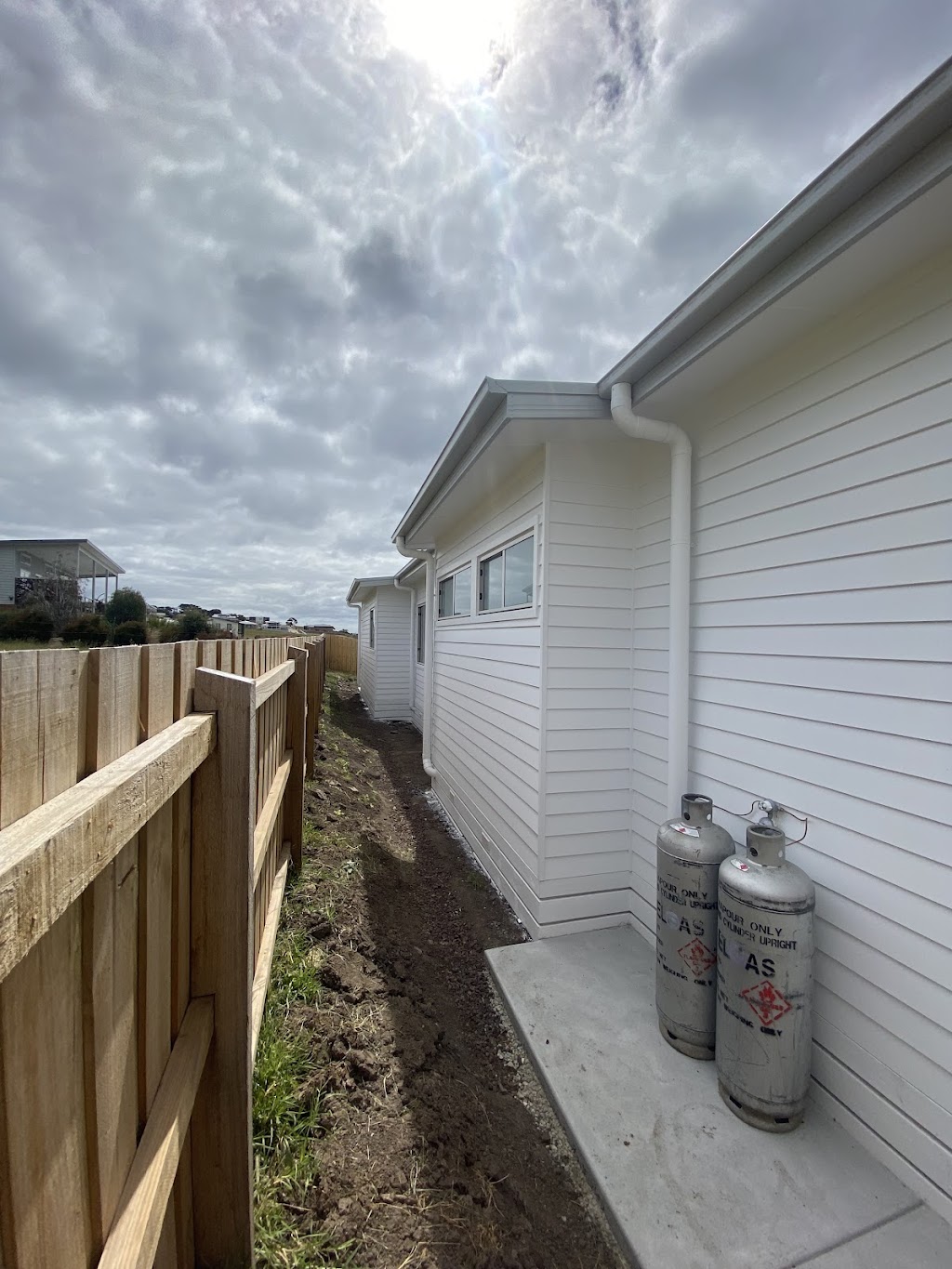 New Image Painting | 23 Hastings St, Rhyll VIC 3923, Australia | Phone: 0423 461 351