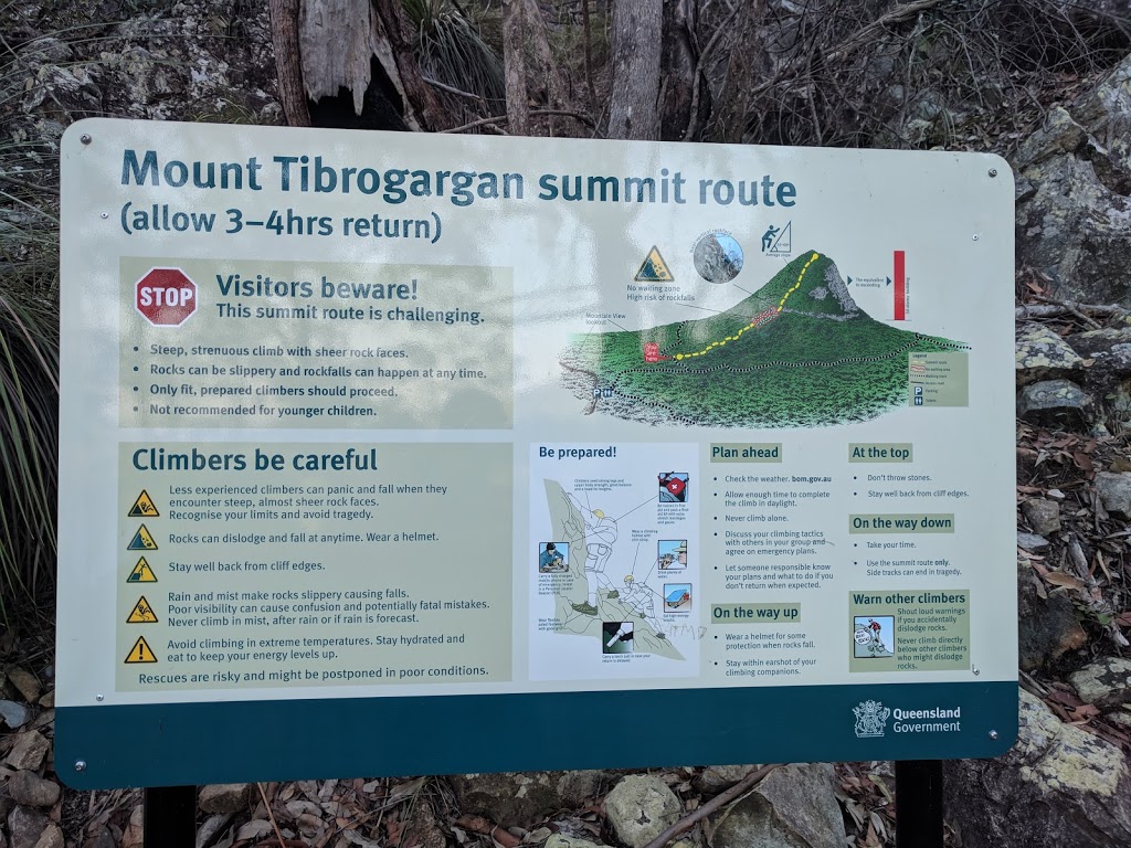 Tibrogargan Climb Entrance | parking | Glass House Mountains QLD 4518, Australia