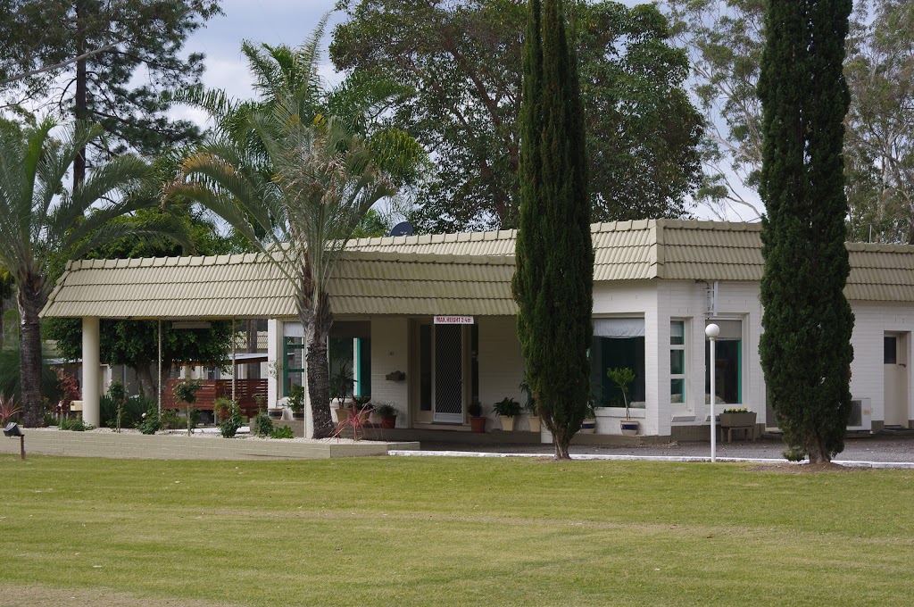 Fairway Lodge Motel | 385 Macleay Valley Way ( Old Pacific Highway), Kempsey NSW 2440, Australia | Phone: (02) 6562 7099