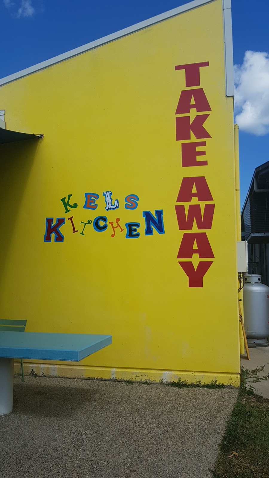 Kels Kitchen Takeaway | cafe | Hargreaves St, Edmonton QLD 4869, Australia | 0402505649 OR +61 402 505 649
