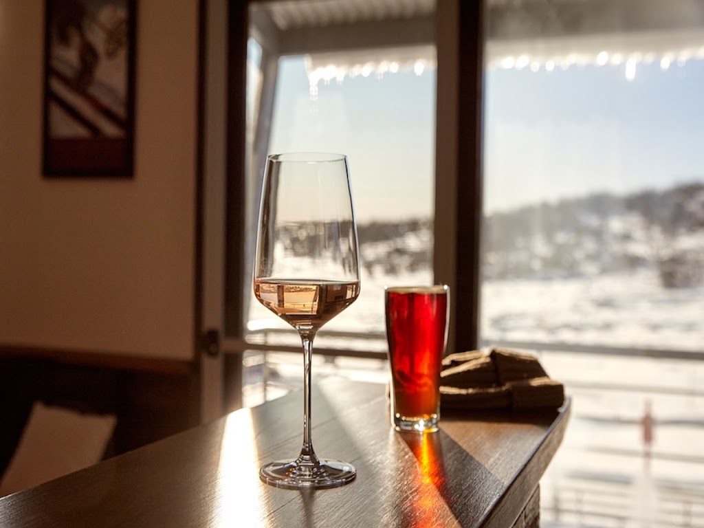 The Stallions Restaurant & Bar (open during ski season) | 20 Candle Heath Rd, Perisher Valley NSW 2624, Australia | Phone: 0477 010 138