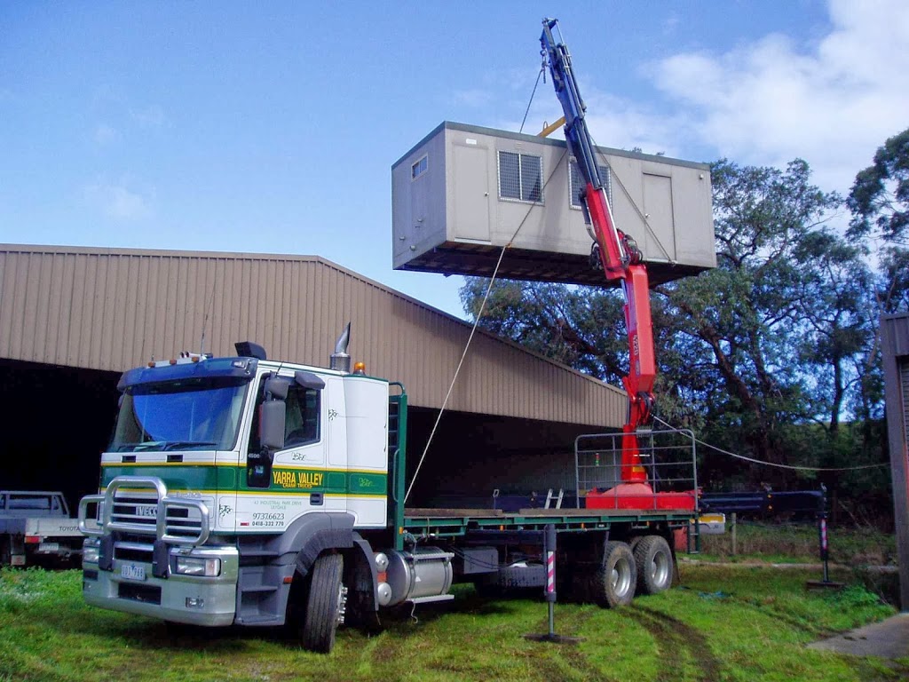 Yarra Valley Crane Trucks | roofing contractor | 43 Industrial Park Dr, Lilydale VIC 3140, Australia | 0397376623 OR +61 3 9737 6623