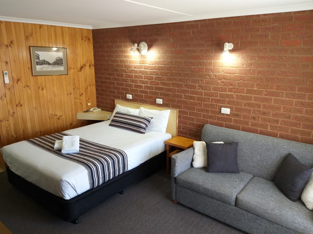 Country Mile Motor Inn | lodging | 14 Cross St, Forbes NSW 2871, Australia | 0268524099 OR +61 2 6852 4099