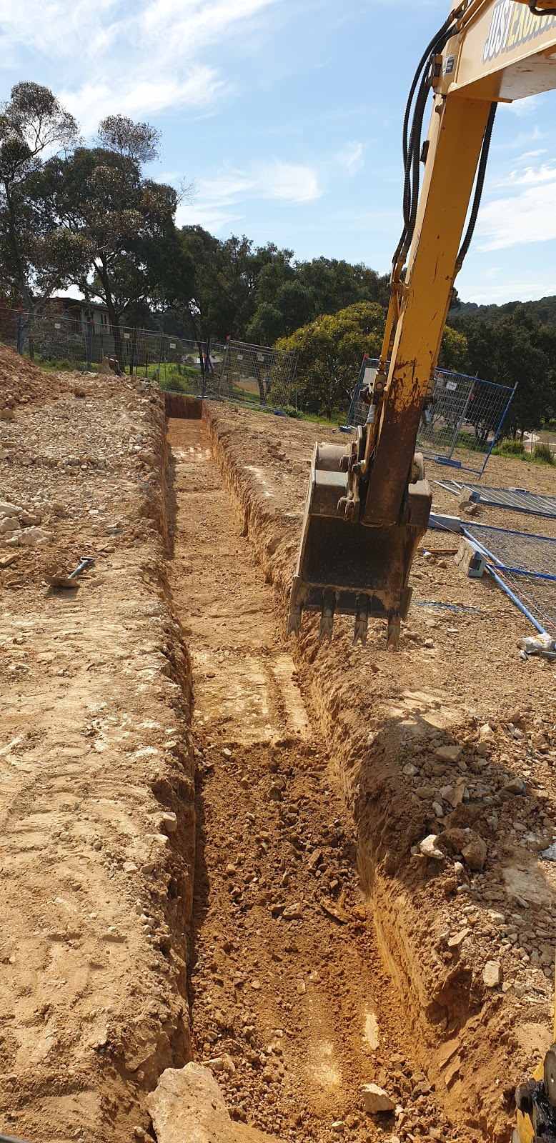 Just Excavate | 12 Barrett St, Upper Ferntree Gully VIC 3156, Australia | Phone: 0424 432 144