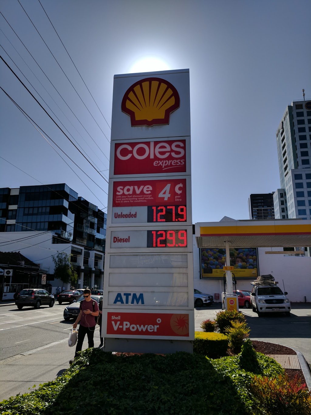 Coles Express | gas station | 325 Toorak Rd, South Yarra VIC 3141, Australia | 0398268160 OR +61 3 9826 8160