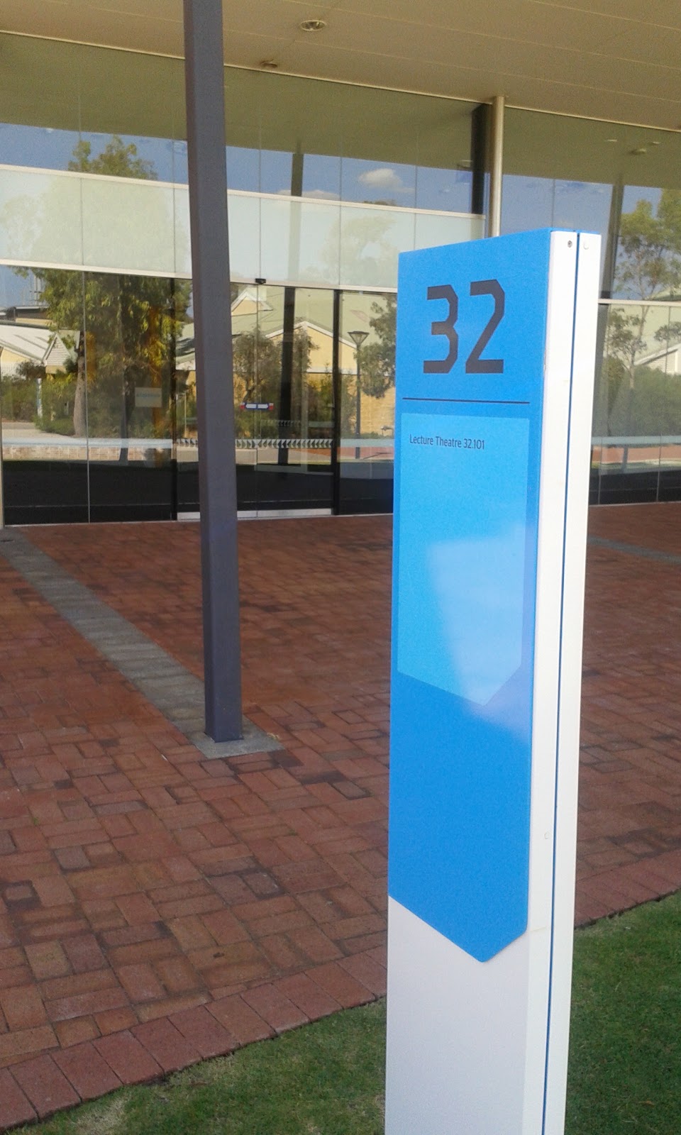 Building 32 | Joondalup WA 6027, Australia