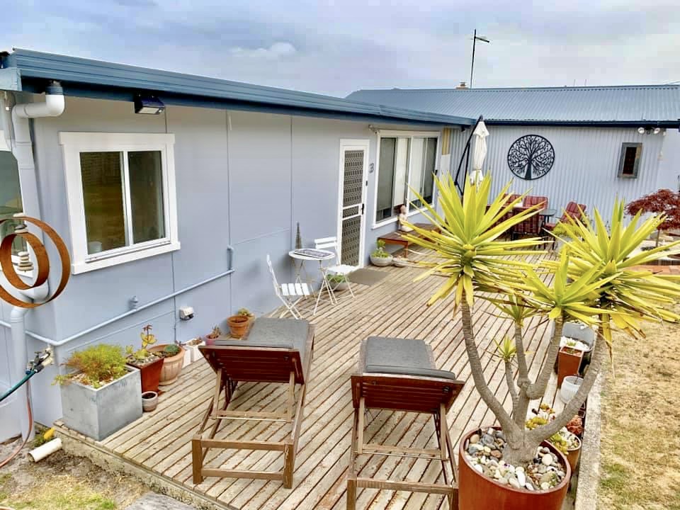 Greens Beach SEAesta Holiday Rental | lodging | 3 Tamar Cres, Greens Beach TAS 7270, Australia | 0477776665 OR +61 477 776 665