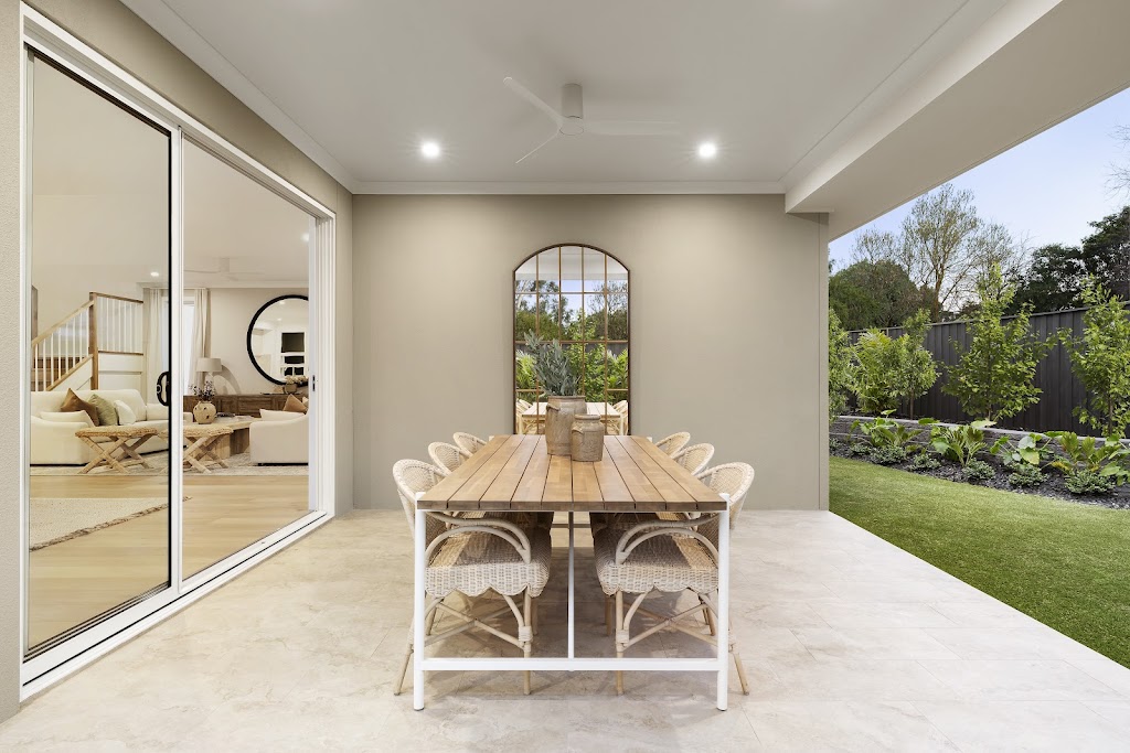 McDonald Jones - Menangle Park Display Homes | 22 Poseidon St, Menangle Park NSW 2563, Australia | Phone: 1300 555 382