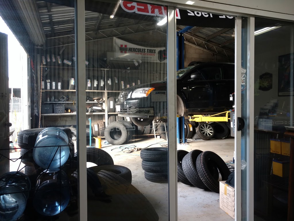 Landsborough Tyre Service | car repair | 30 Tytherleigh Ave, Landsborough QLD 4550, Australia | 0754948883 OR +61 7 5494 8883
