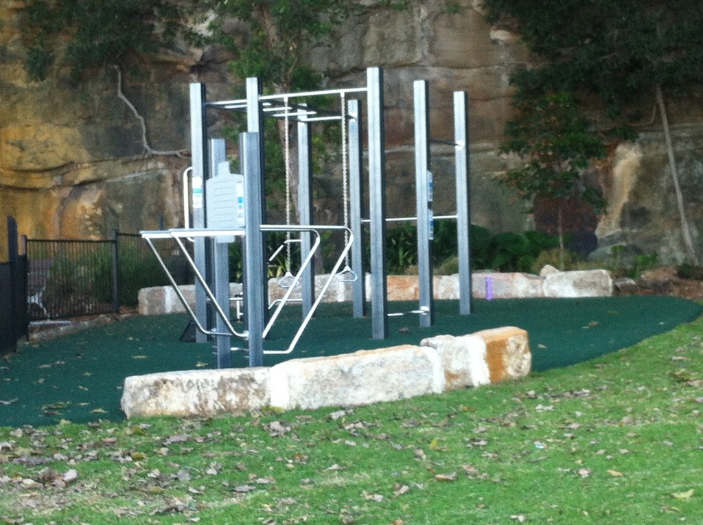 Outdoor fitness equipment (public) | gym | North Sydney NSW 2060, Australia