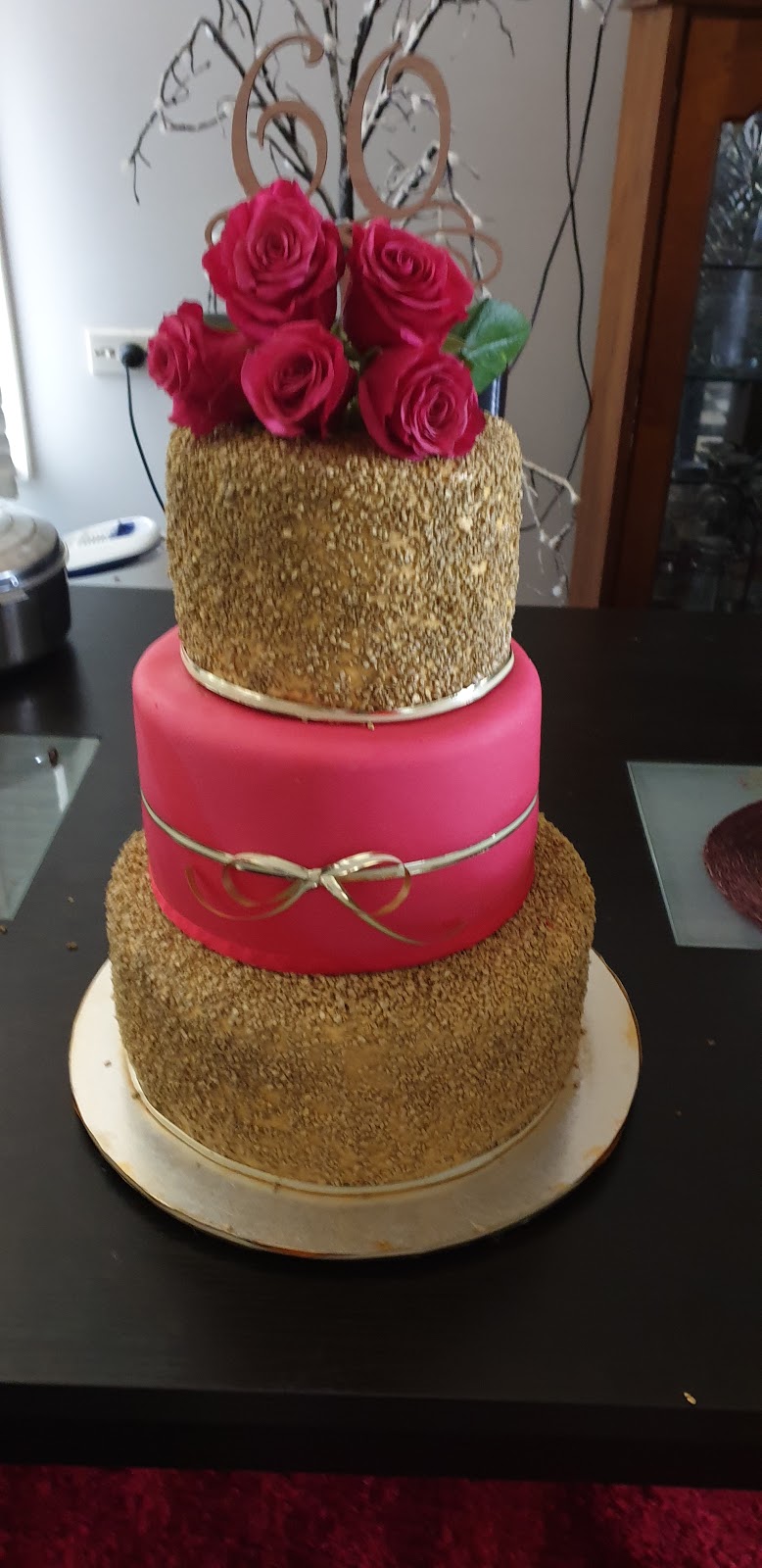 Mooorish Cakes - Warragul & Gippsland celebration & wedding cake | 29 Chitalwood Ct, Nilma VIC 3821, Australia | Phone: 0413 819 566