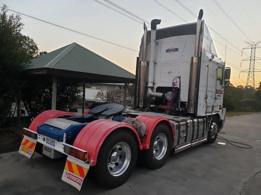 Rod Pilon Transport |  | 101 Stradbroke St, Heathwood QLD 4110, Australia | 0268820400 OR +61 2 6882 0400