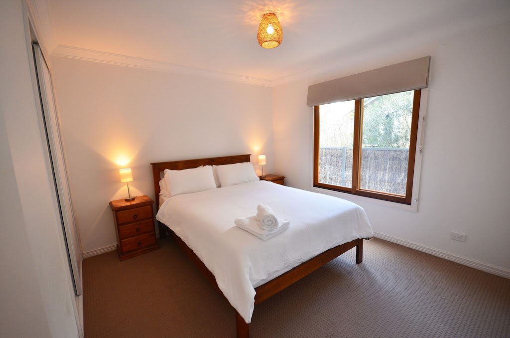 Eyre Lodge | lodging | Unit 1/246 Eyre St, Echuca VIC 3564, Australia | 0408344914 OR +61 408 344 914