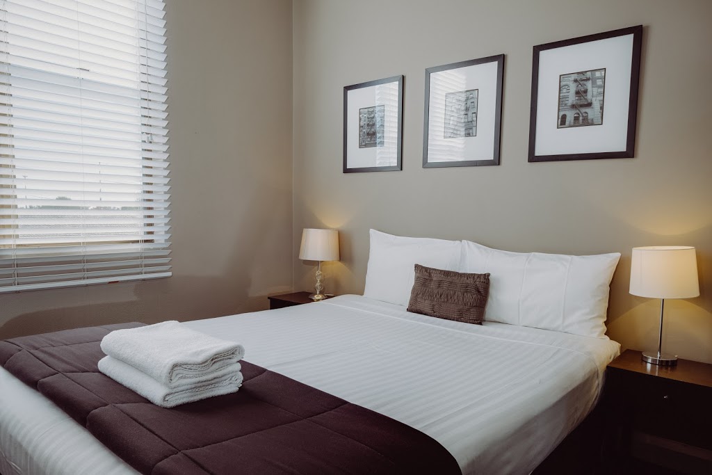 Crossroads Hotel | lodging | 170 Maitland St, Narrabri NSW 2390, Australia | 0267925592 OR +61 2 6792 5592