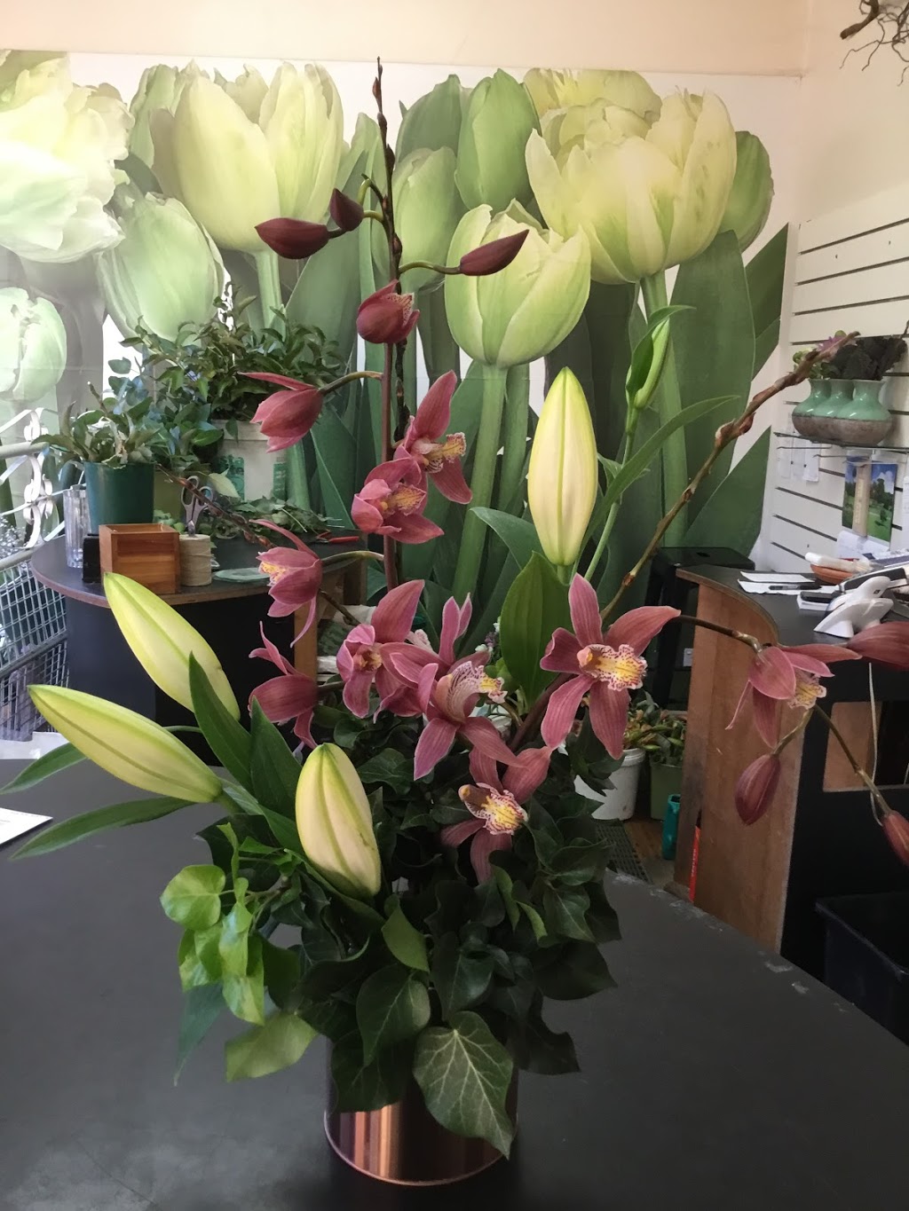 Farmgate Flowers | florist | 205 New Town Rd, New Town TAS 7008, Australia | 0362282094 OR +61 3 6228 2094