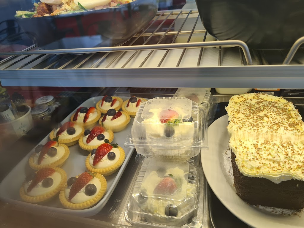 Heywood Takeaway | 2/50 Edgar St, Heywood VIC 3304, Australia | Phone: 0409 300 334