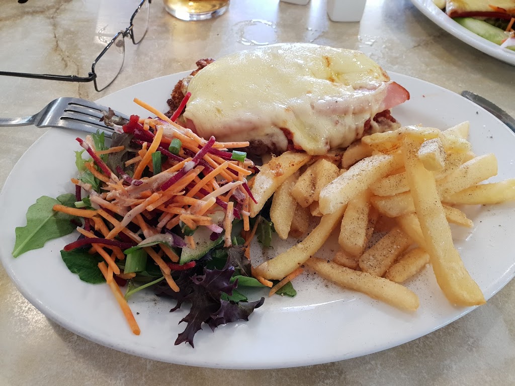 Belmont Tavern | 185 Belmont Rd, Belmont QLD 4153, Australia | Phone: (07) 3890 0600