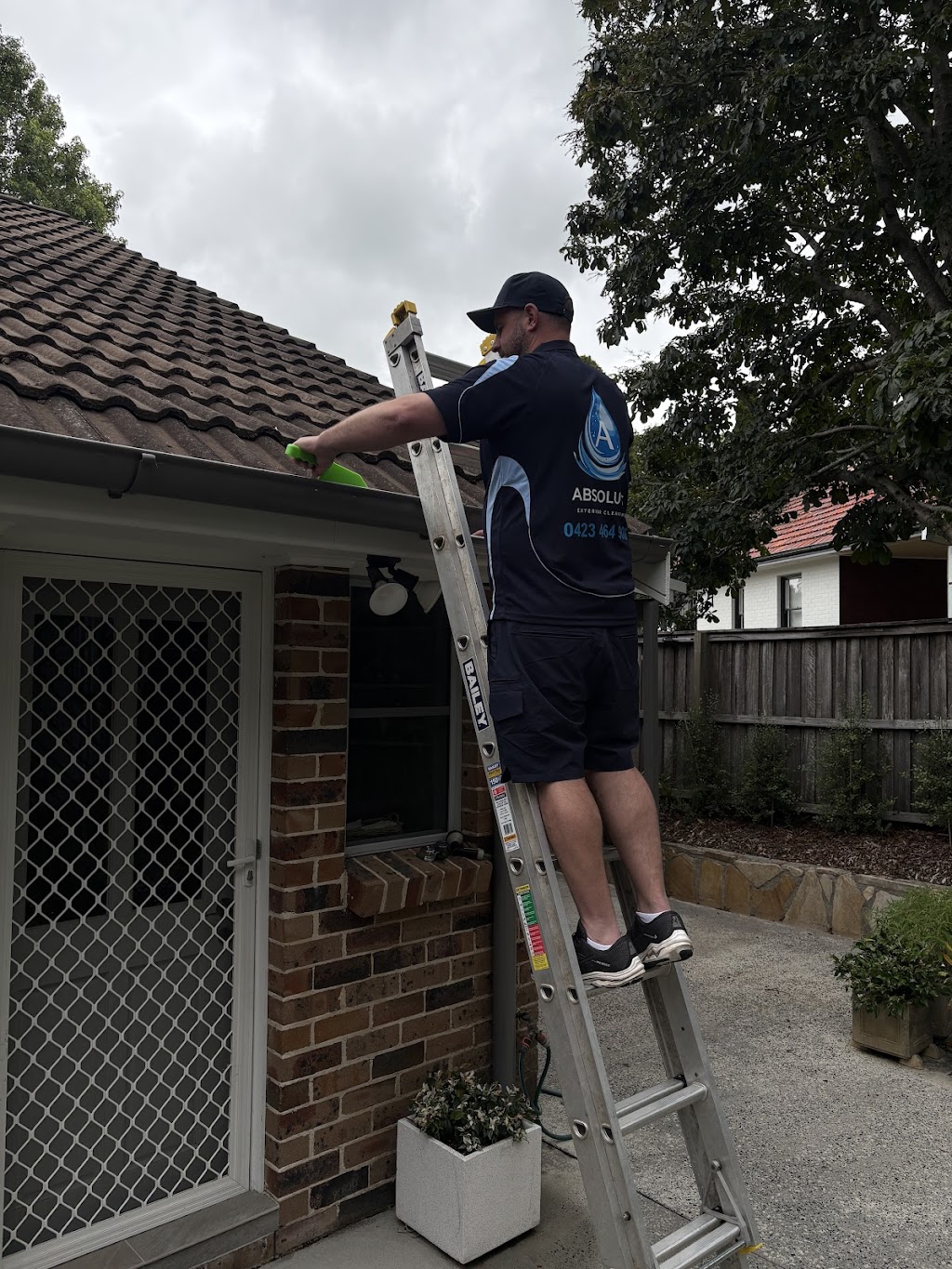 Absolute Exterior Cleaning | 17 Wisteria st, Moss Vale NSW 2577, Australia | Phone: 0423 464 906