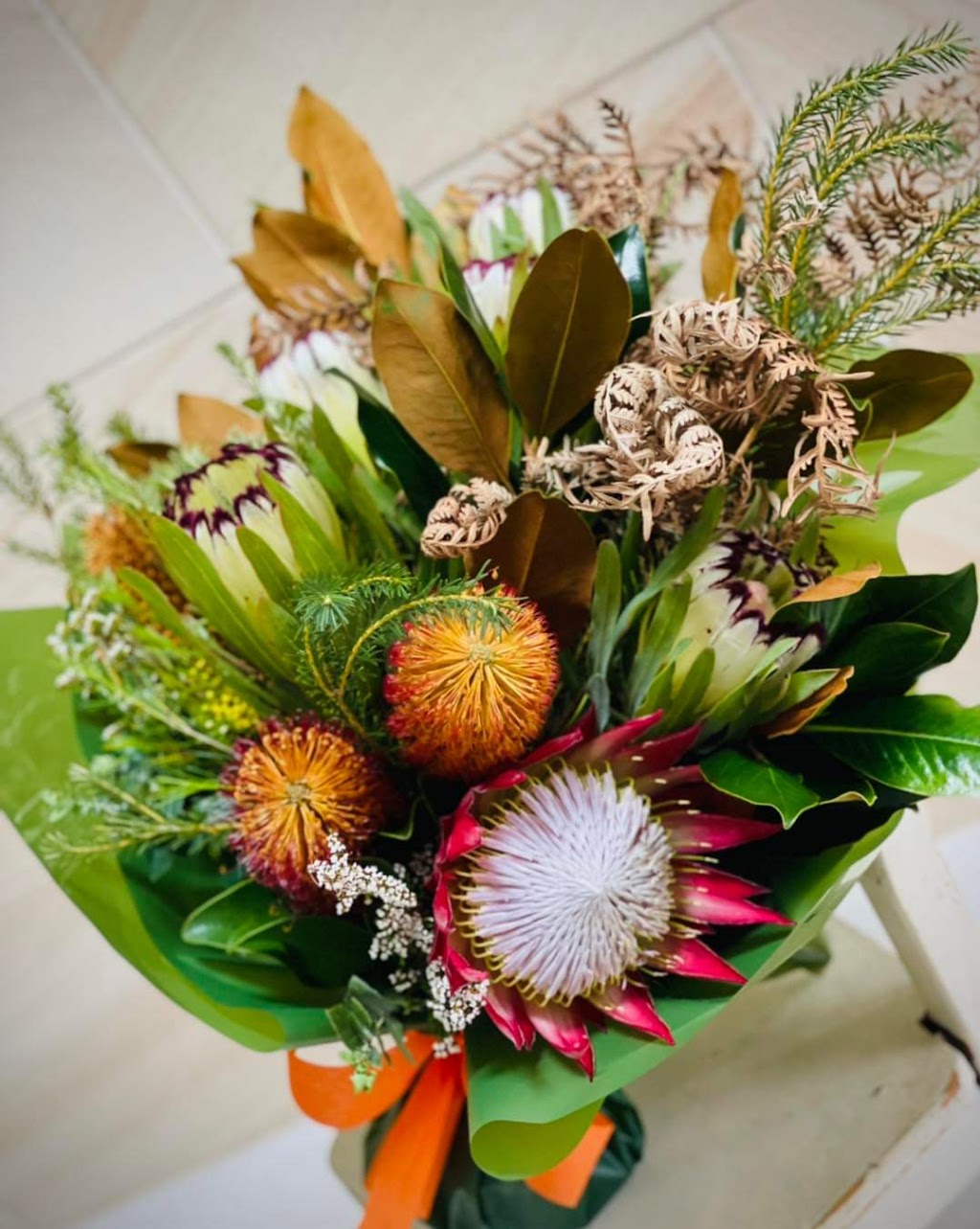 Floral Artistry by Yvonne | 8 Woodgrove Ave, Harrington Park NSW 2567, Australia | Phone: 0404 488 757