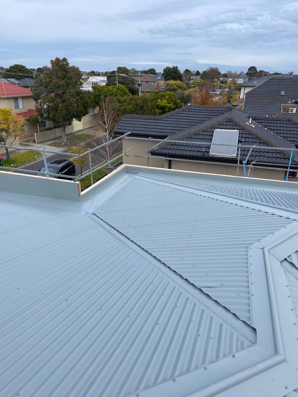 Topline Roofing (Vic) Pty Ltd | 710 Lusatia Park Rd, Hoddles Creek VIC 3139, Australia | Phone: 0400 332 856