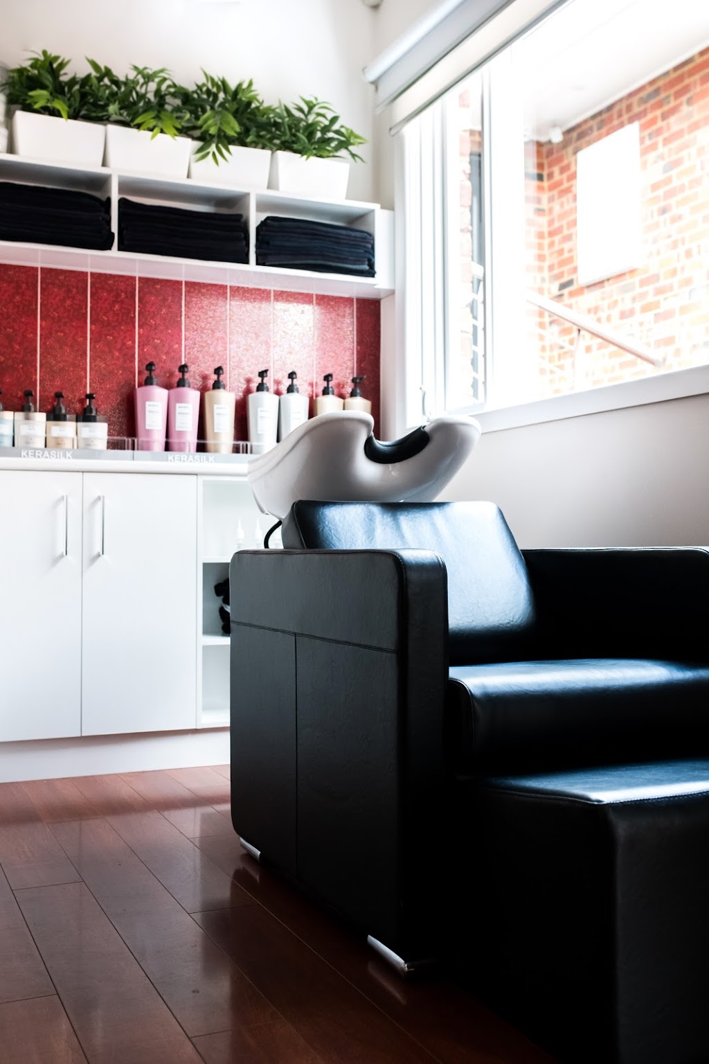 Retreat Hair | hair care | 16 Champion St, Doncaster East VIC 3109, Australia | 0425843256 OR +61 425 843 256