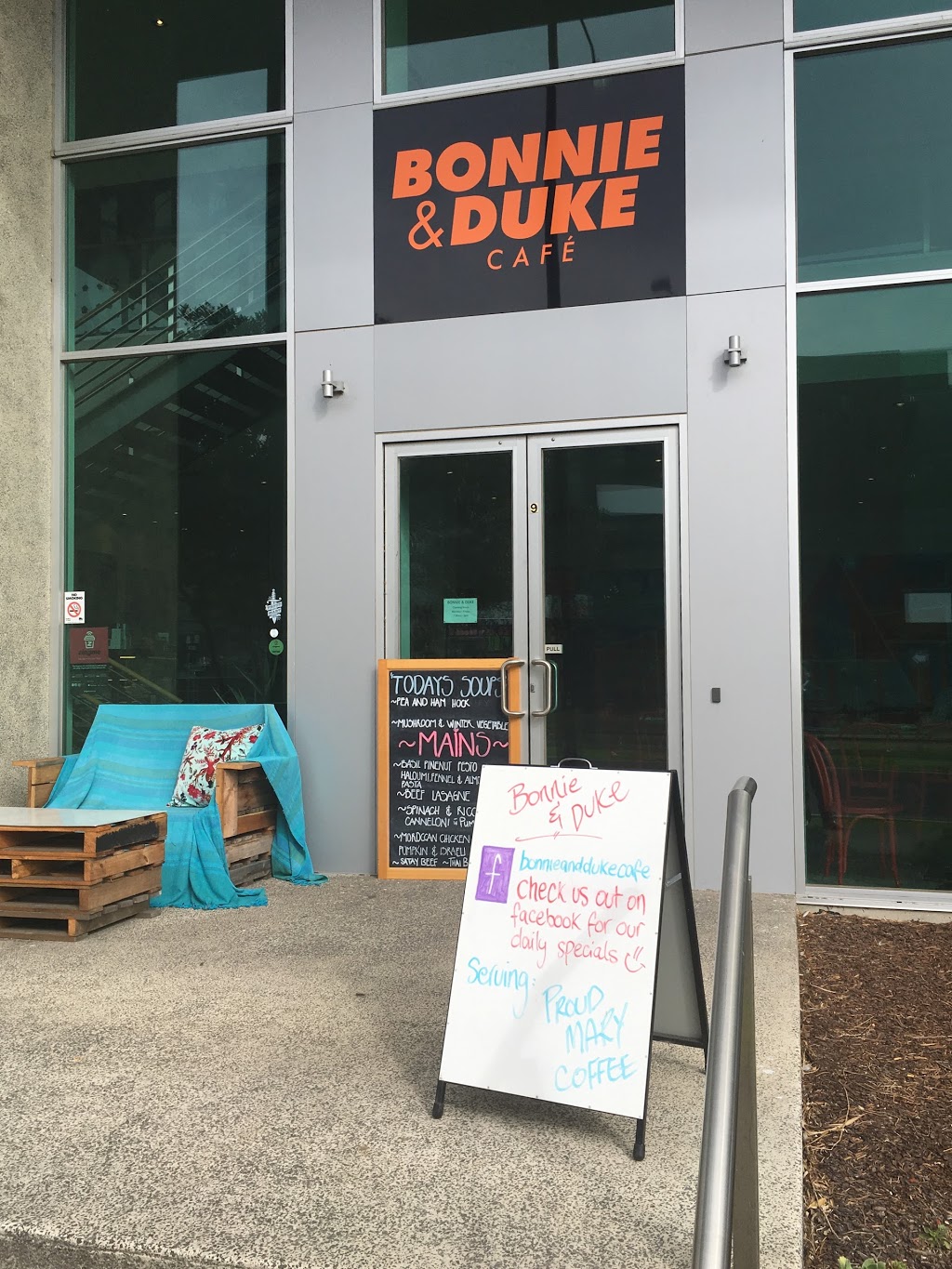 Bonnie & Duke Cafe and Grocer | cafe | 262 Lorimer St, Port Melbourne VIC 3207, Australia | 0386710909 OR +61 3 8671 0909