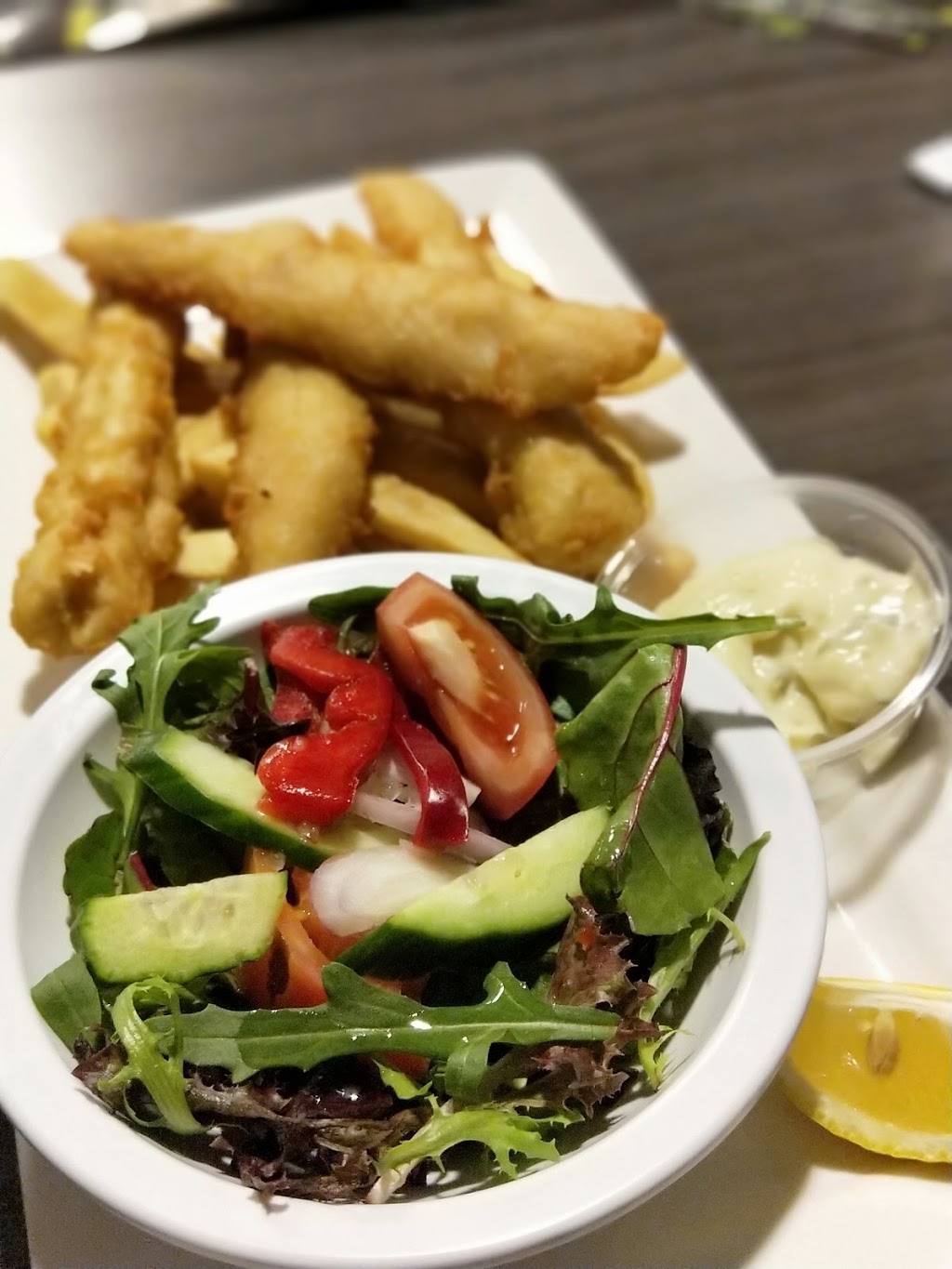 Avoca Beach Bowling and Recreation Club | Avoca Dr & Townsend Ave, Avoca Beach NSW 2251, Australia | Phone: (02) 4356 2200