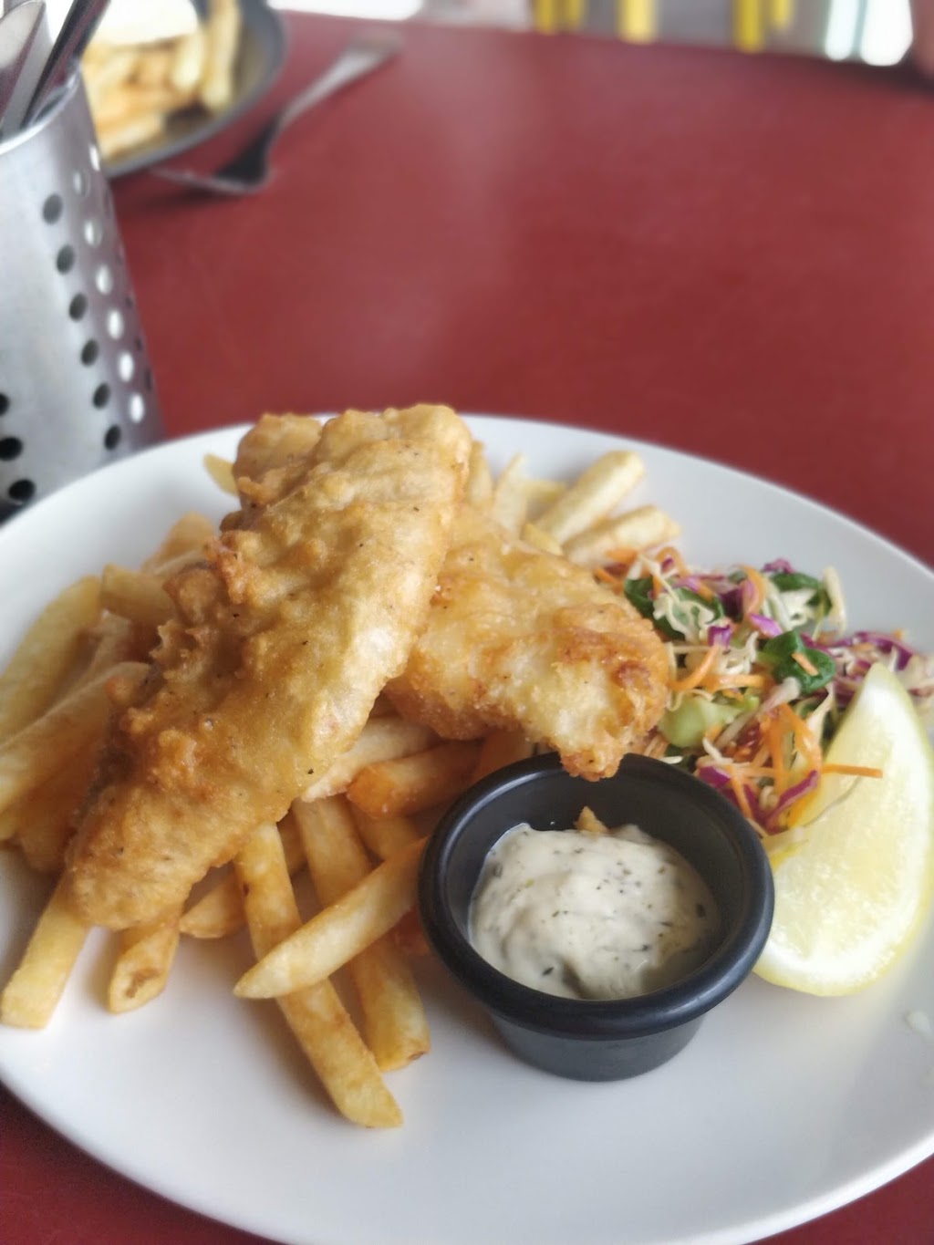 Clancys Fish Bar | restaurant | 195 Challenger Parade, City Beach WA 6015, Australia | 0893857555 OR +61 8 9385 7555