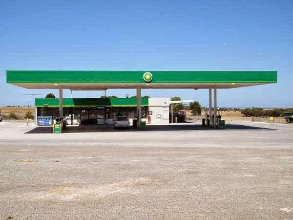 BP Maitland / PERRYS | gas station | Port Victoria Rd, Maitland SA 5573, Australia | 0888323177 OR +61 8 8832 3177