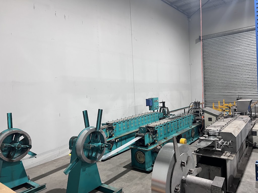 idoor Industries | 11 Brewer St, Clontarf QLD 4019, Australia | Phone: 1800 443 667