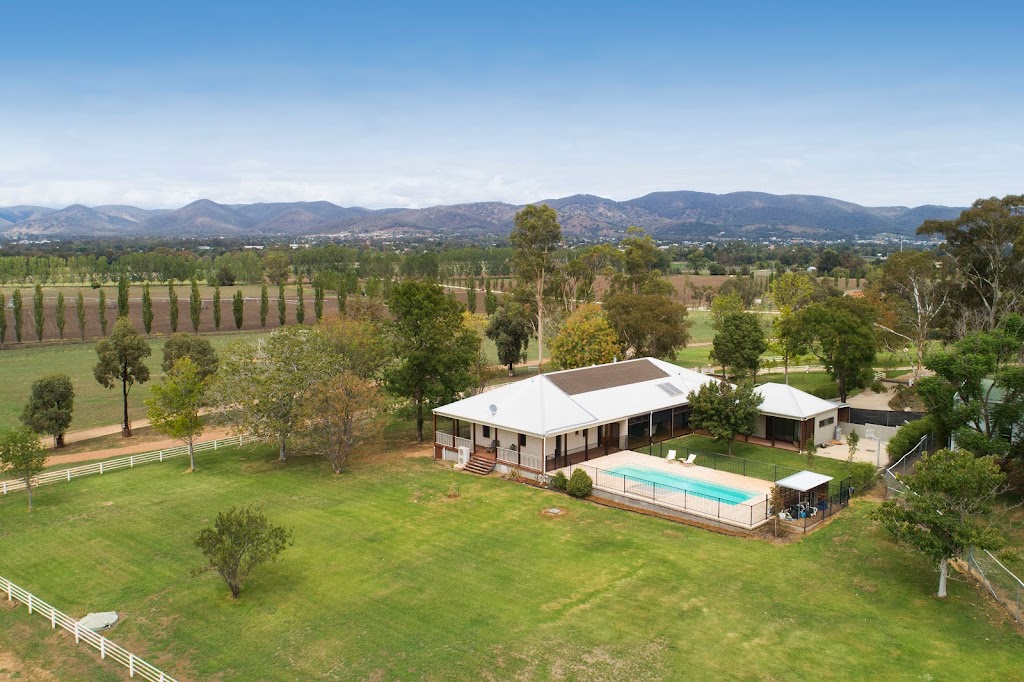 Bonnie View | 31 Robert Hoddle Grove, Mudgee NSW 2850, Australia | Phone: 0456 608 844