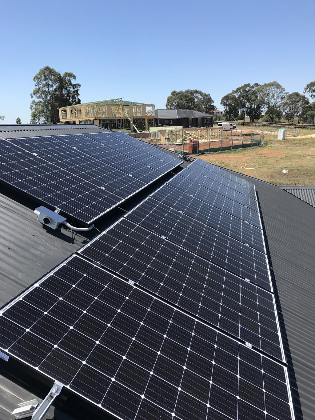 E-Smart Solar Pty Ltd | electrician | Unit 18/152 Old Bathurst Rd, Emu Plains NSW 2750, Australia | 1800376278 OR +61 1800 376 278