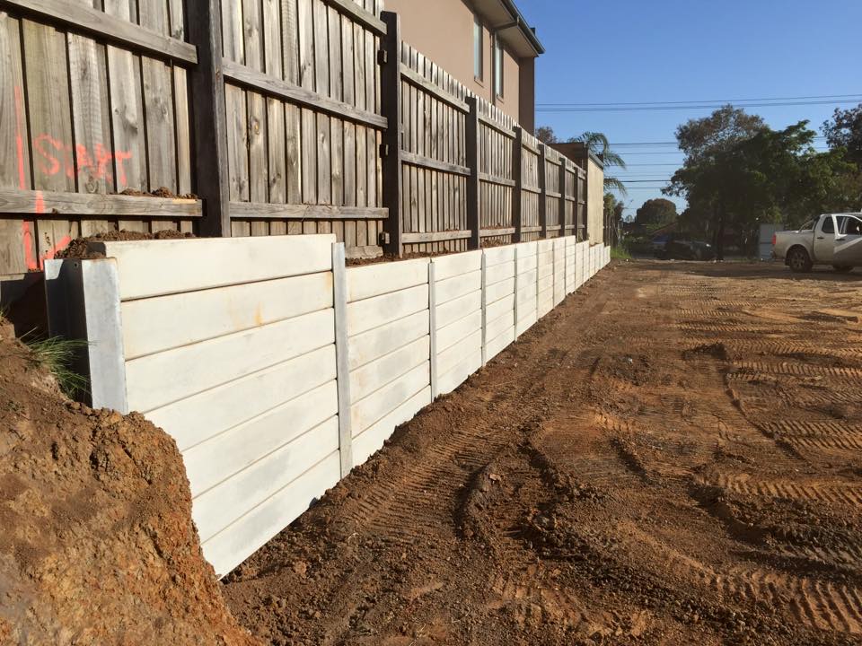 Retaining Wall Group | general contractor | 2/66 Peet St, Pakenham VIC 3810, Australia | 0359403600 OR +61 3 5940 3600