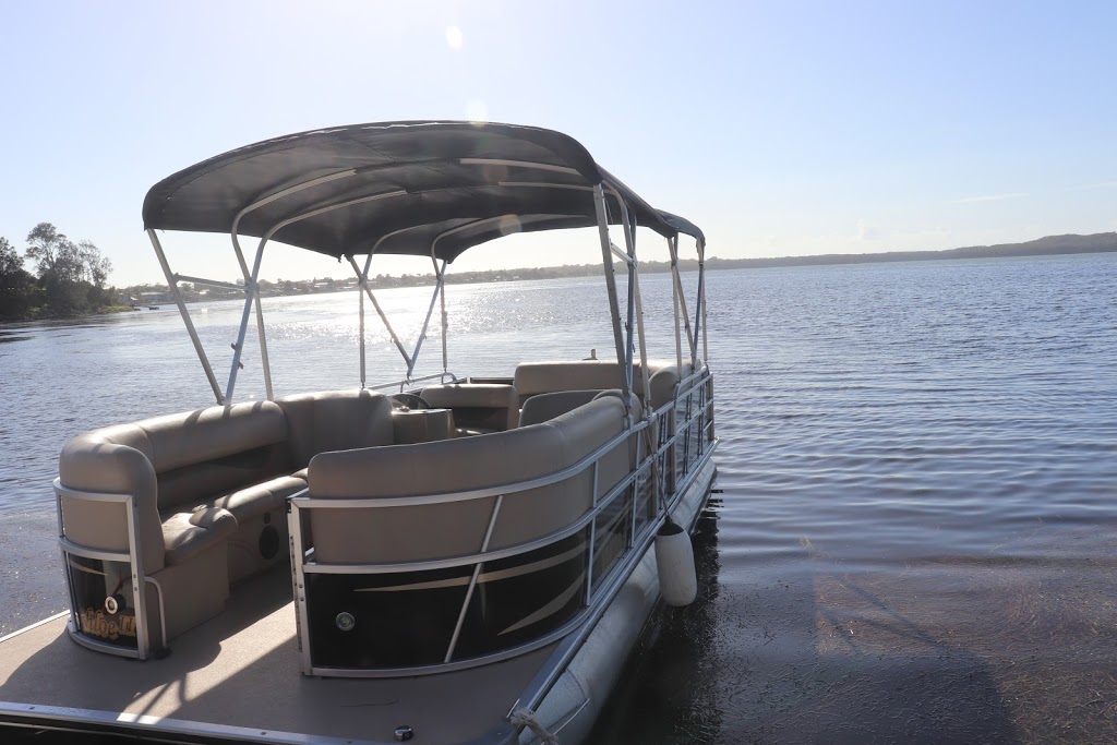 Sydney Harbour Luxury Boat Hire | Kissing Point Park, Waterview St, Putney NSW 2112, Australia | Phone: 0401 102 030