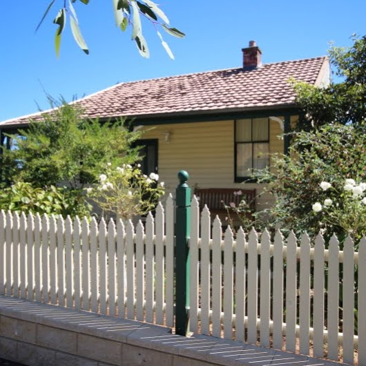 Lilac Cottage | 279 Katoomba St, Katoomba NSW 2780, Australia | Phone: (02) 4787 8231