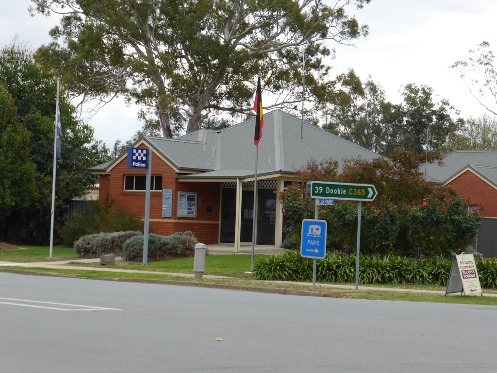 Violet Town Police Station | police | Murchison-Violet Town Road, Violet Town VIC 3669, Australia | 0357981316 OR +61 3 5798 1316