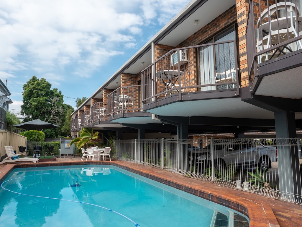 Airport Admiralty Motel | 95 Nudgee Rd, Hamilton QLD 4007, Australia | Phone: (07) 3268 7899