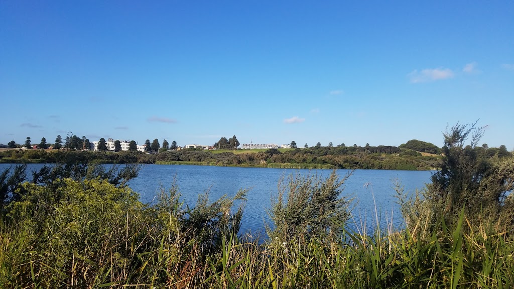 Lake Pertobe Motor Boats | park | Pertobe Rd, Warrnambool VIC 3280, Australia | 1300003280 OR +61 1300 003 280