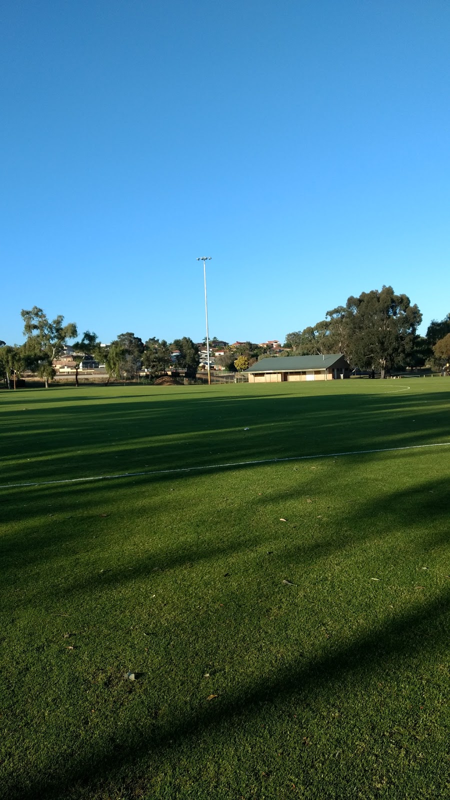 Alan Edwards Park | park | 33 Gillett Dr, Kardinya WA 6163, Australia