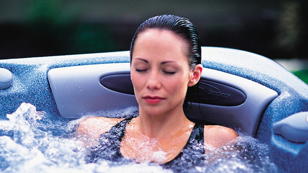 Blue Haven Spas | 68 Hume Hwy, Lansvale NSW 2166, Australia | Phone: (02) 9728 0444